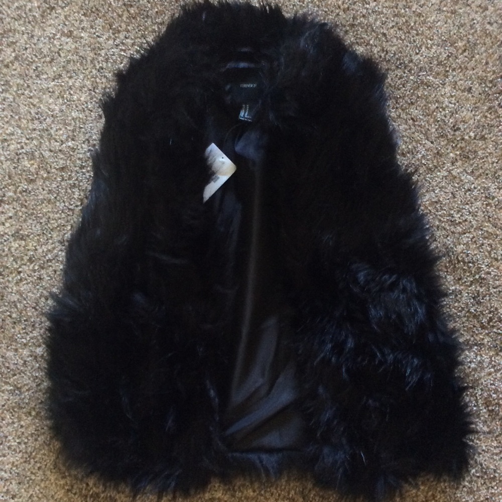 NWT Forever21 Outerwear Faux Fur Vest